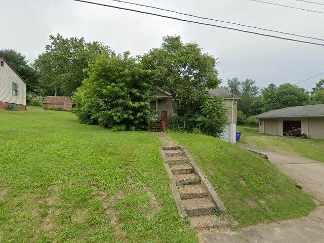 House image located at East Liverpool, OH 43920
