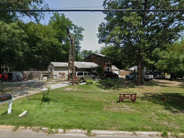 House image located at Lakewood, NJ 08701