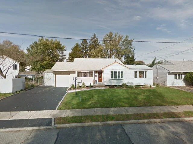 House image located at Lindenhurst, NY 11757