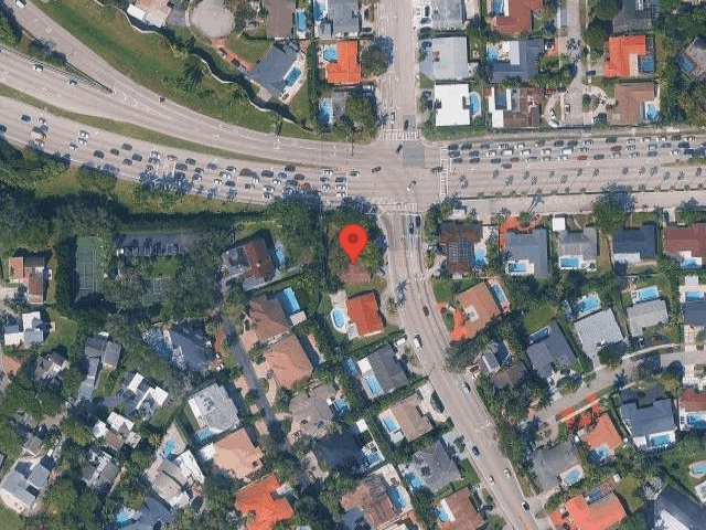 House image located at Miami, FL 33179