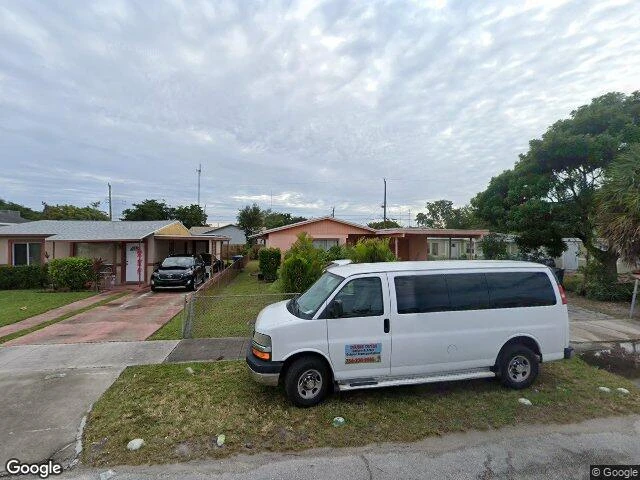 House image located at Hollywood, FL 33021