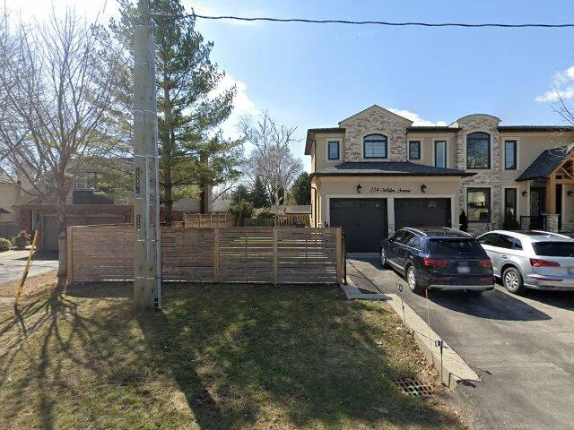 House image located at Fresno, CA 93704