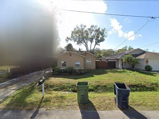 House image located at Tampa, FL 33604