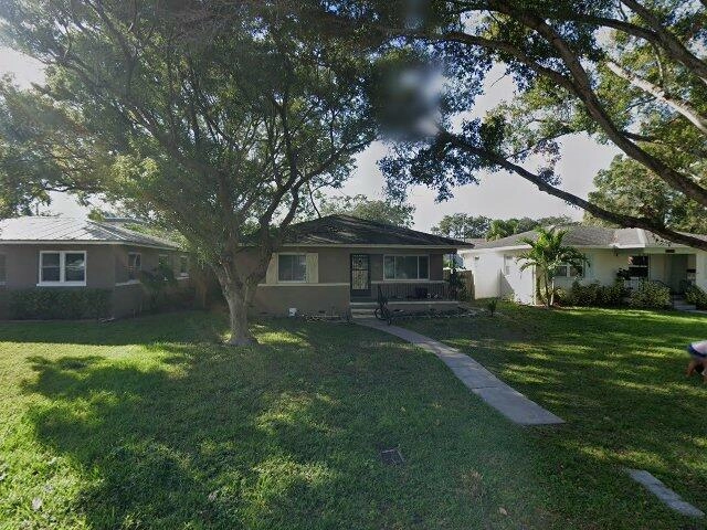 House image located at Saint Petersburg, FL 33704