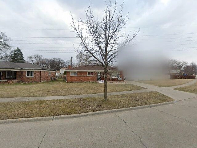 House image located at Warren, MI 48092