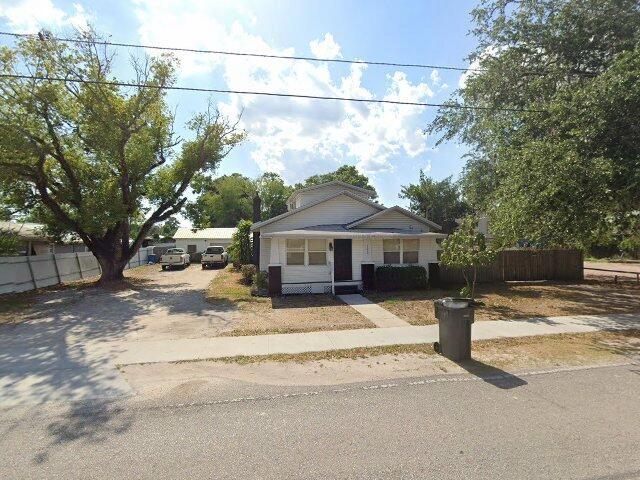 House image located at Dover, FL 33527