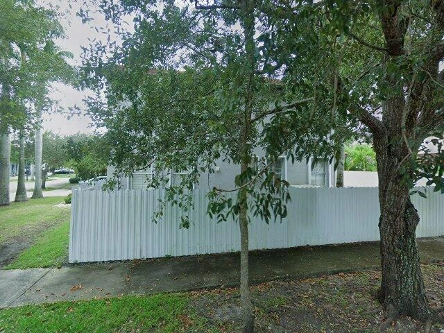 House image located at Miami, FL 33177
