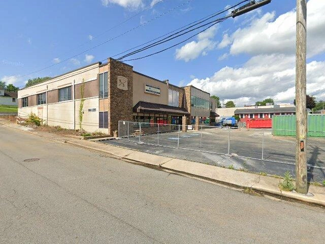 House image located at Palo Alto, CA 94303