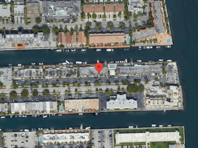 House image located at North Miami Beach, FL 33160