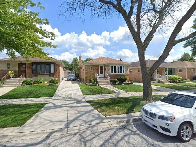 House image located at Chicago, IL 60656