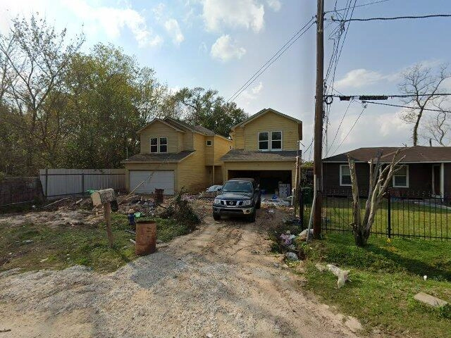 House image located at Houston, TX 77091