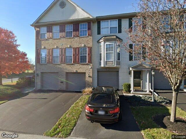 House image located at York, PA 17403