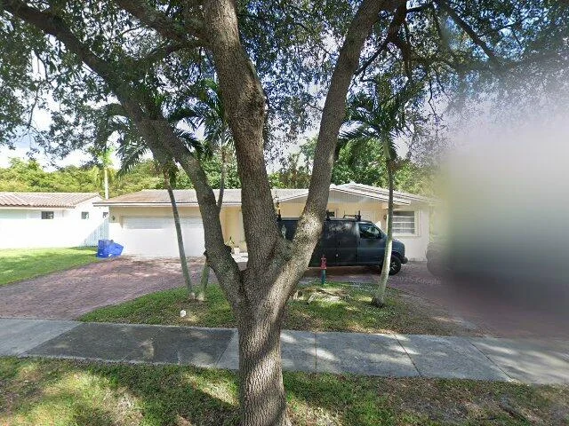 House image located at Hialeah, FL 33014