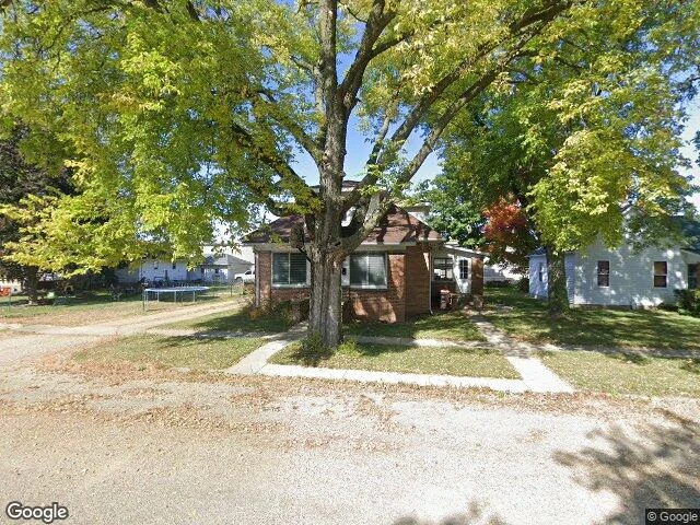 House image located at Henry, IL 61537