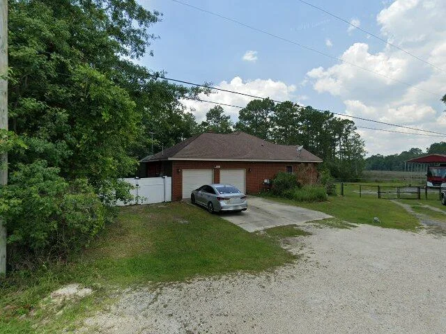 House image located at Milton, FL 32583