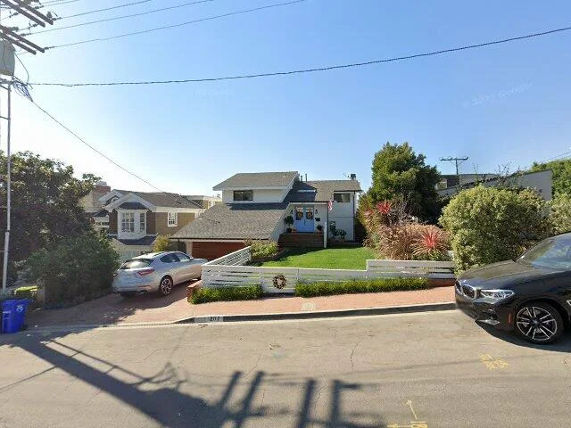 House image located at Manhattan Beach, CA 90266