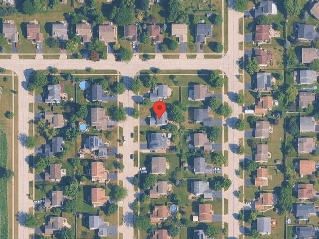 House image located at Huntley, IL 60142