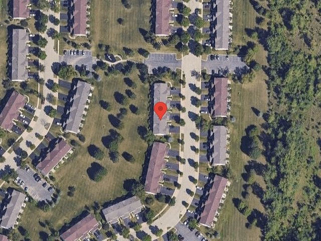 House image located at Carpentersville, IL 60110