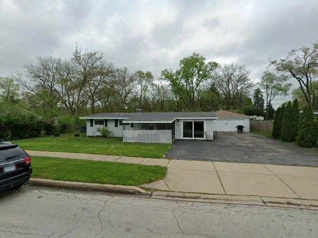 House image located at Aurora, IL 60506