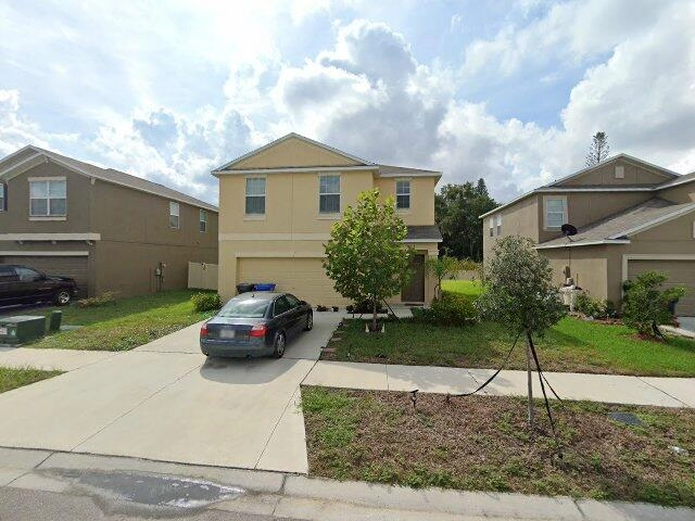 House image located at Ruskin, FL 33570