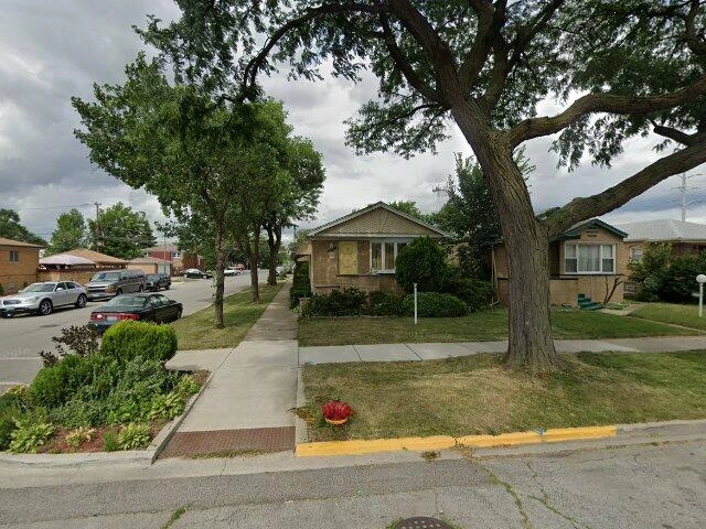 House image located at Chicago, IL 60620