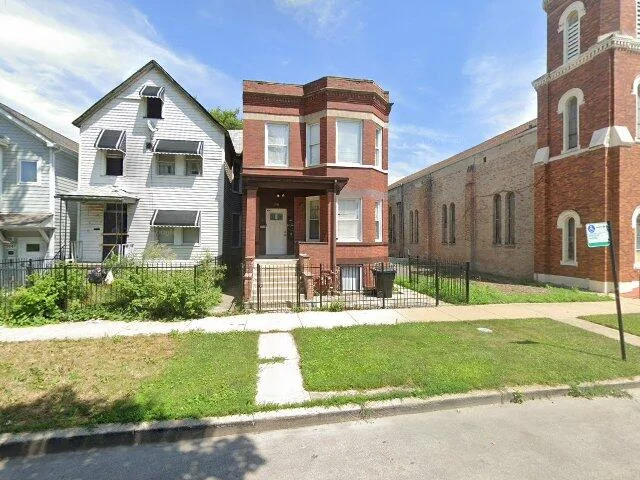 House image located at Chicago, IL 60621