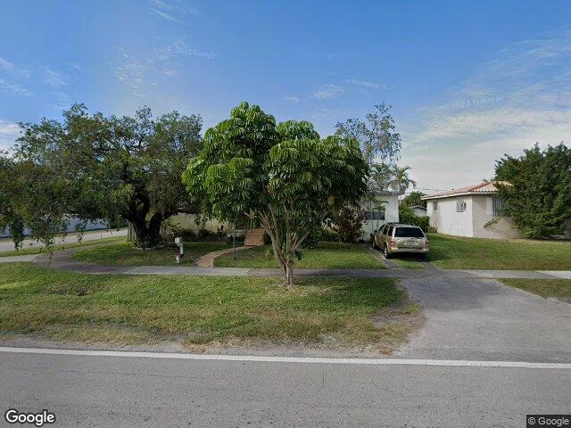 House image located at Miami, FL 33155