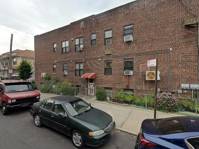 House image located at Kenosha, WI 53143