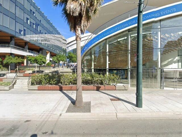 House image located at League City, TX 77573