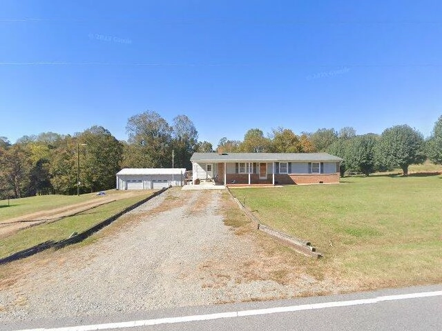 House image located at Yadkinville, NC 27055