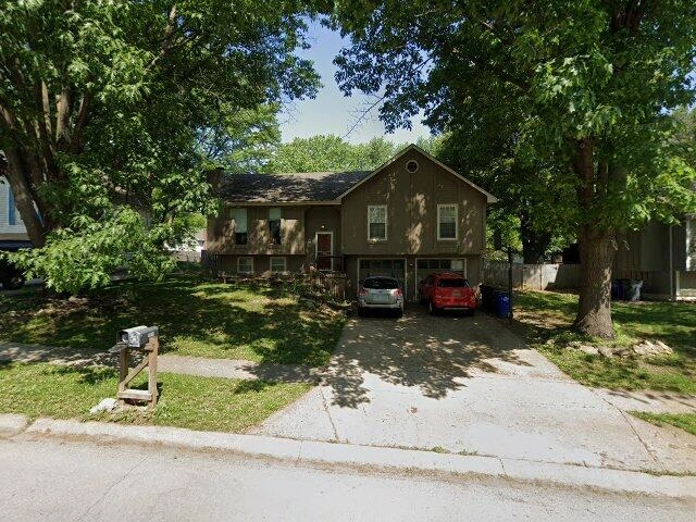 House image located at Olathe, KS 66062