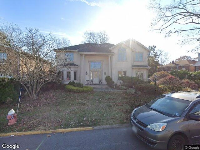 House image located at Fort Lee, NJ 07024