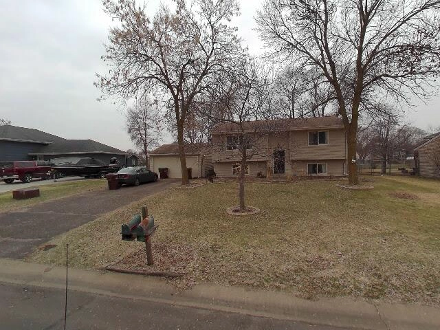 House image located at Champlin, MN 55316
