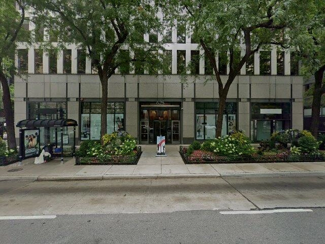House image located at Chicago, IL 60611