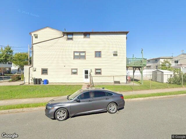 House image located at Staten Island, NY 10306