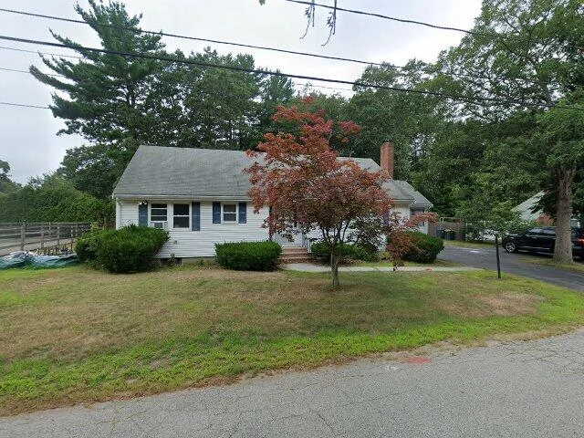 House image located at Abington, MA 02351