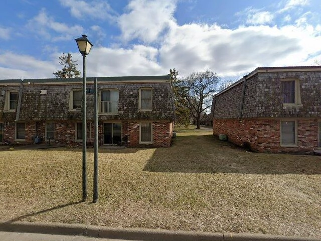 House image located at Hopkins, MN 55343