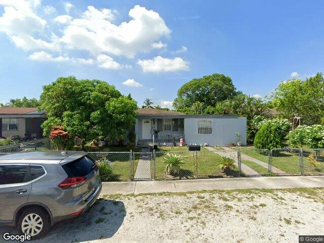 House image located at Miami, FL 33168
