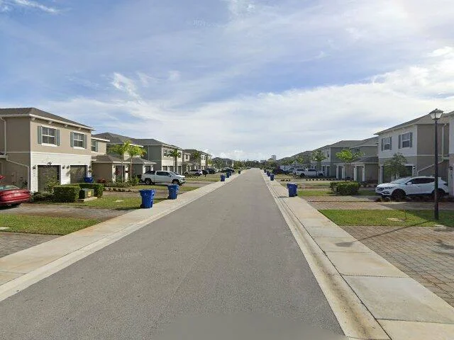 House image located at West Palm Beach, FL 33404