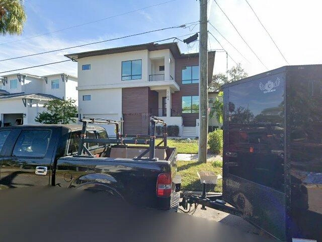 House image located at Tampa, FL 33609