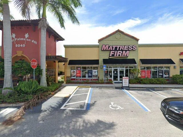 House image located at Saint Petersburg, FL 33703