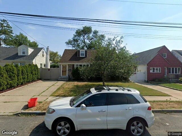 House image located at Franklin Square, NY 11010