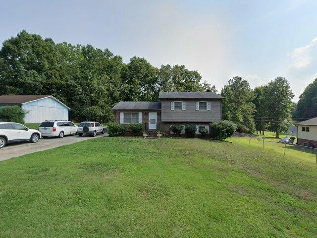 House image located at Troutman, NC 28166