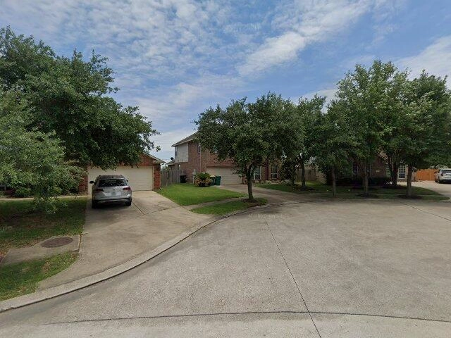 House image located at La Marque, TX 77568