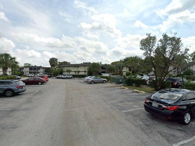 House image located at West Palm Beach, FL 33411