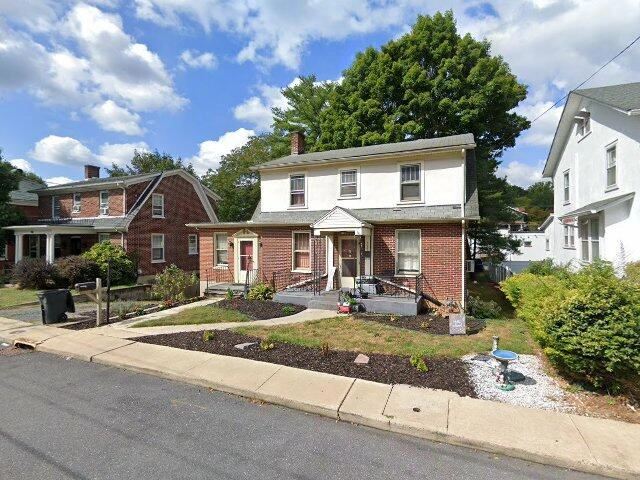 House image located at Staunton, VA 24401