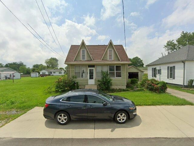 House image located at Loogootee, IN 47553