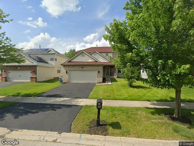 House image located at Aurora, IL 60503