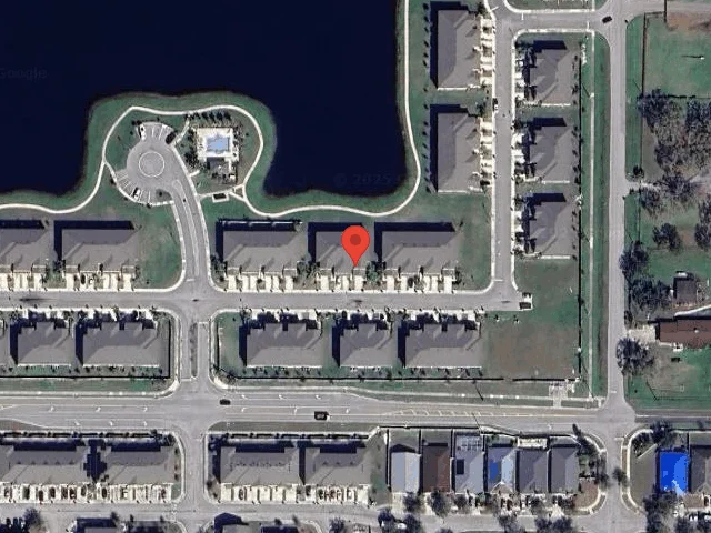 House image located at Ruskin, FL 33570