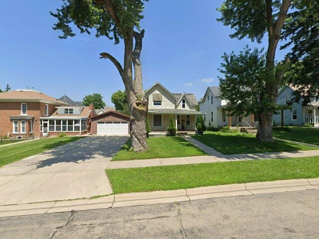 House image located at Owatonna, MN 55060